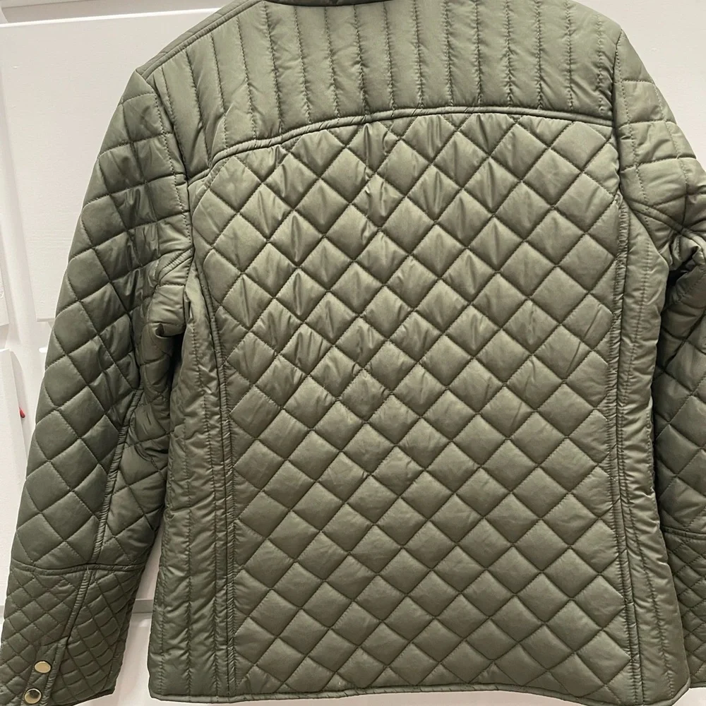 Faded Glory Quilted Army Green Jacket- EXCELLENT CONDITION sz Small - Picture 3 of 8